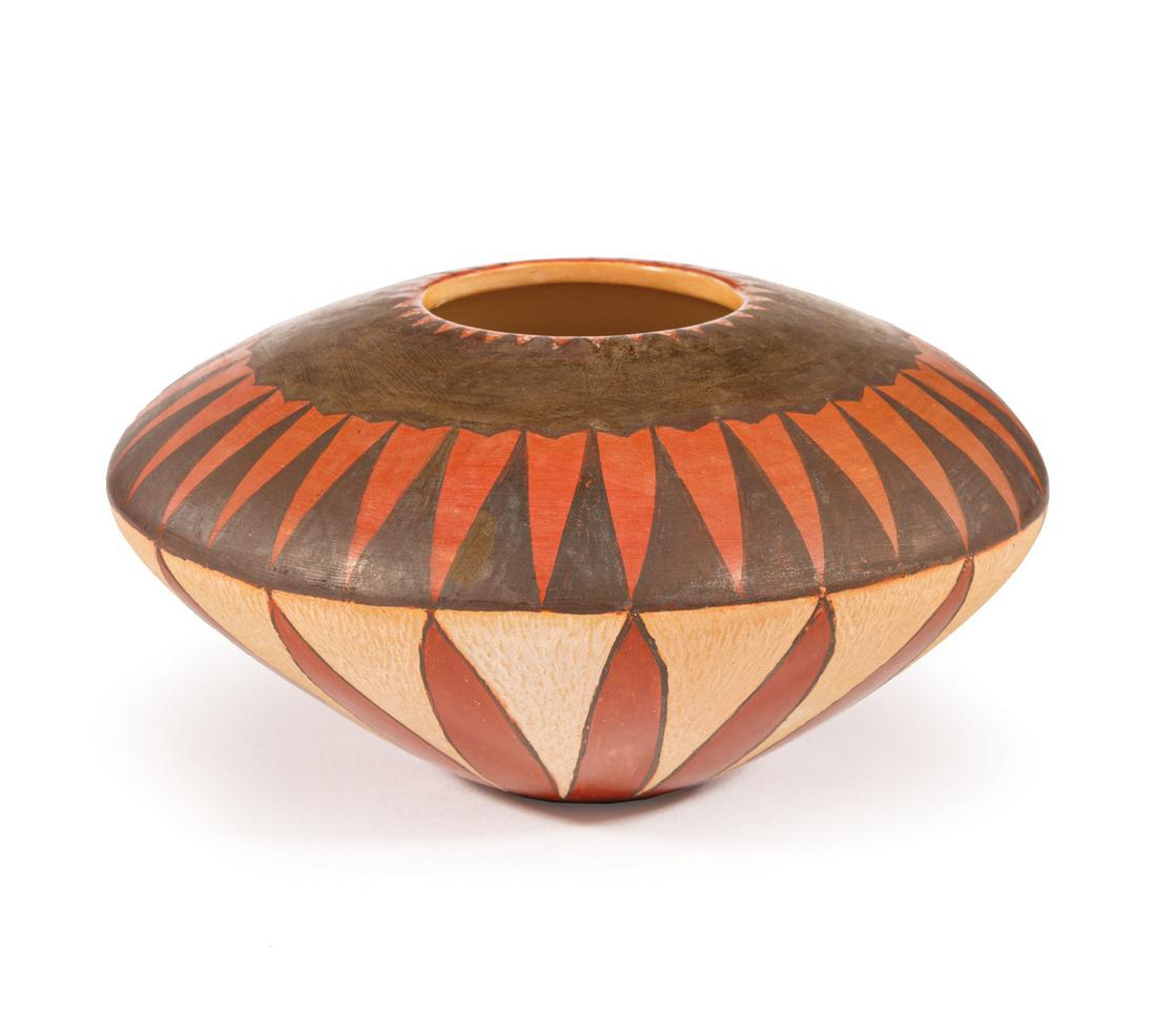 Dextra Quotskuyva Nampeyo (Hopi-Teva) (1 of 3)