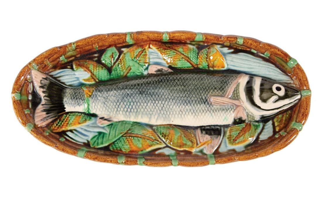 Trompe l'Oieil Majolica Fish Dish: Trompe l'Oieil Majolica Fish Dish , marked "MINTON", l. 13 5/8 in., w. 6 1/2 in