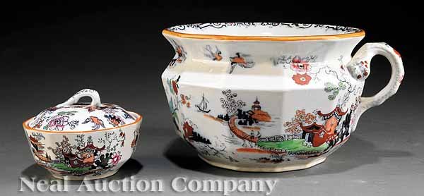Mason's Ironstone Chamber Pot & Soap Dish: A Mason's Ironstone "Lakeside Pavilions" Pattern Chamberpot and Soap Dish, c. 1830-1848, each stamped, chamberpot width 10 3/4 in., soap dish diameter 5 in