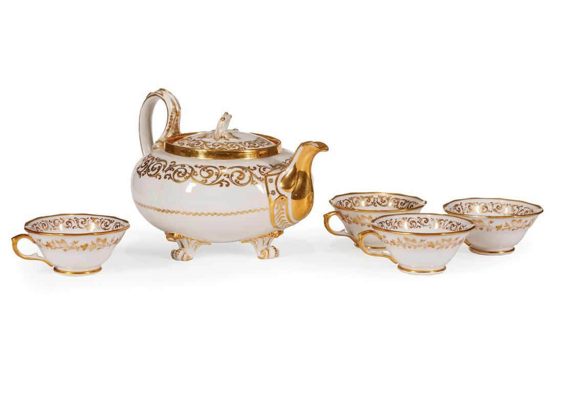 Paris Porcelain Teapot and Four Cups (1 of 6)