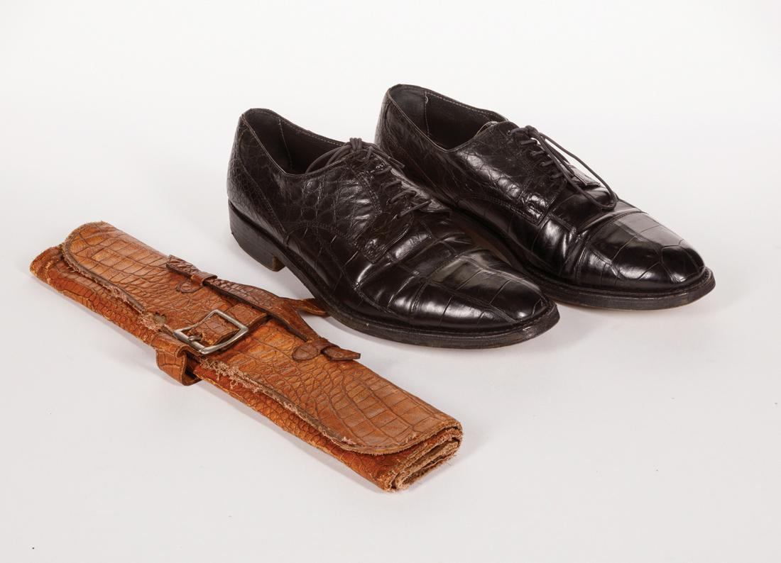 Pair of Black Alligator Skin Shoes for Men: Pair of Black Alligator Skin Shoes for Men , marked "Johnston & Murray" and "Made in Italy", size 9 1/2M; TOGETHER WITH alligator skin case, l. 14 1/2 in. (2pcs.)
