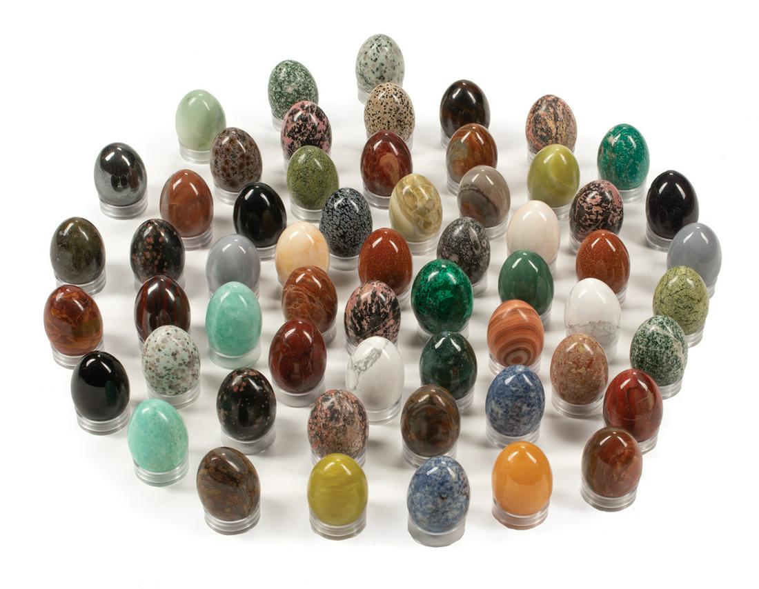120 Hardstone and Semi-Precious Stone Eggs (1 of 4)