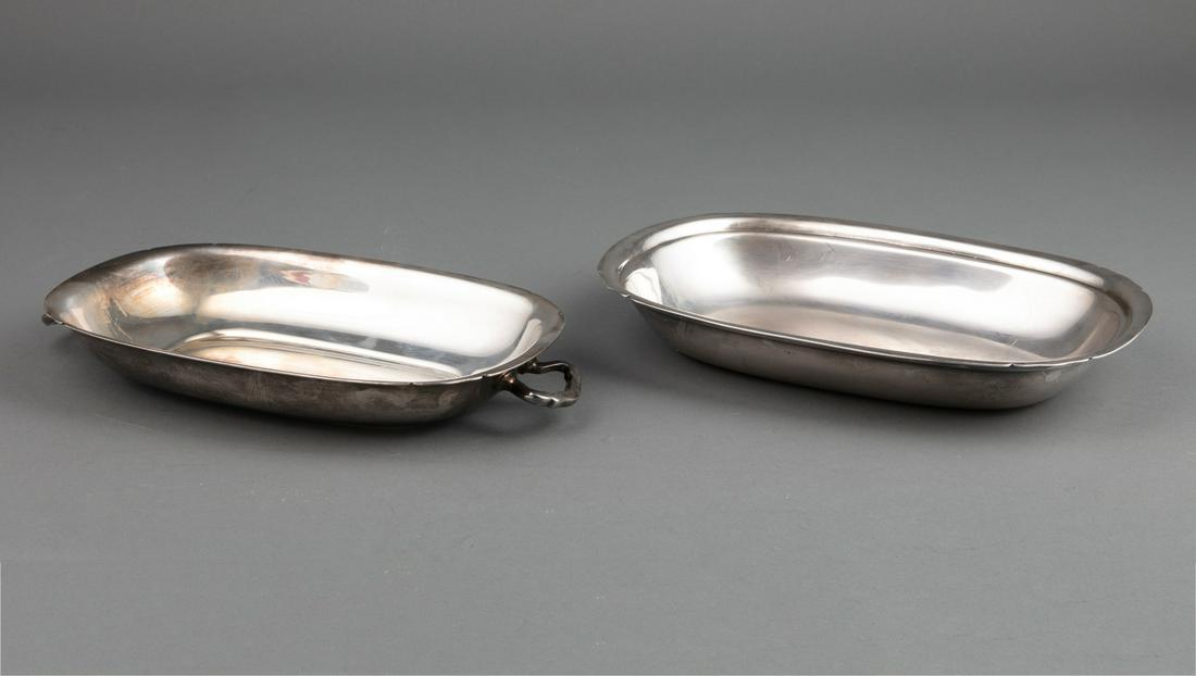 Reed & Barton Silverplate Covered Vegetable Dish (1 of 2)