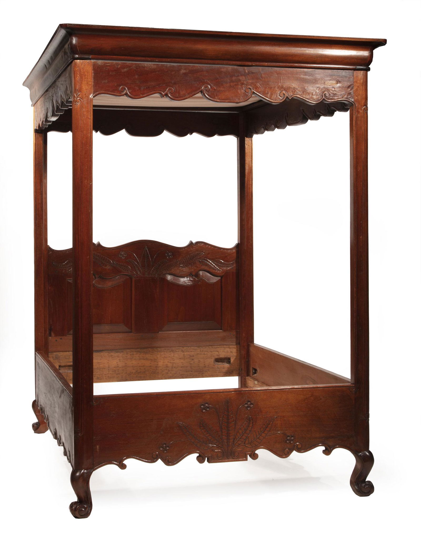 Carved Cherrywood Tester Bed by Daivd Pruitt (1 of 7)