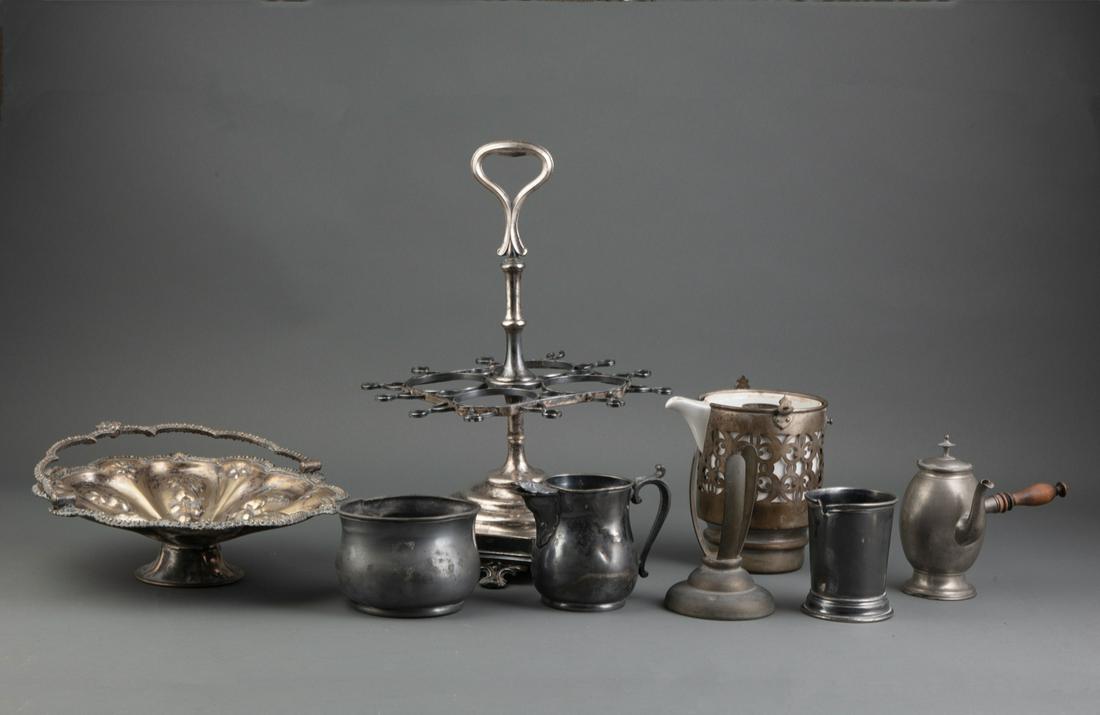 Miscellaneous Silverplate Table Items (1 of 3)