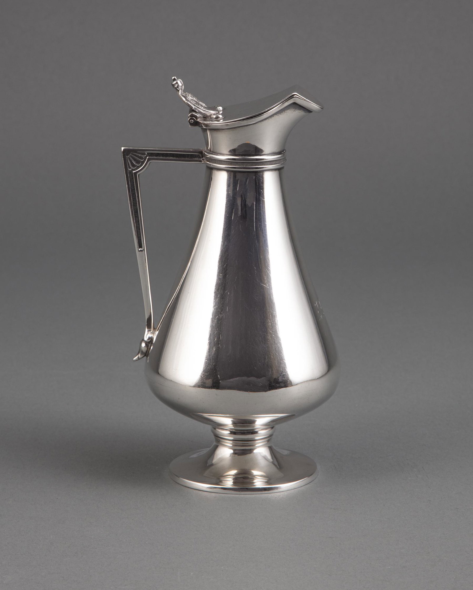Gorham Medallion Sterling Silver Syrup Pitcher (1 of 4)