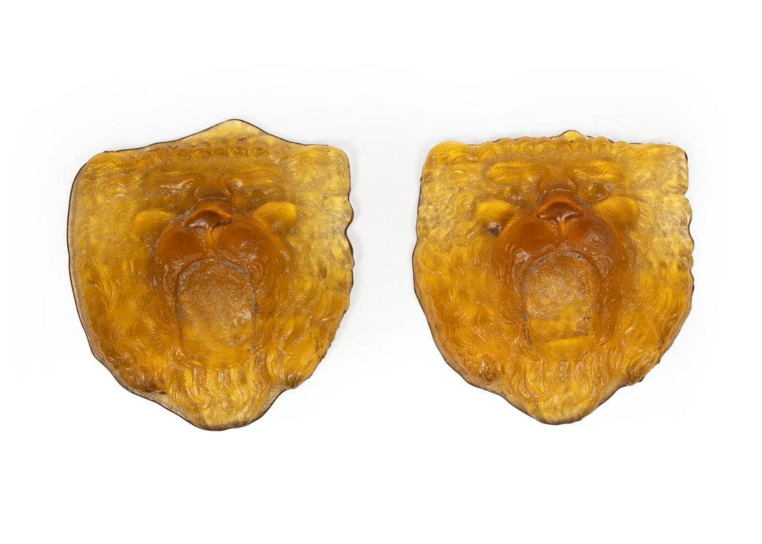 Two Mario Villa Cut Glass Lion Masque (1 of 2)