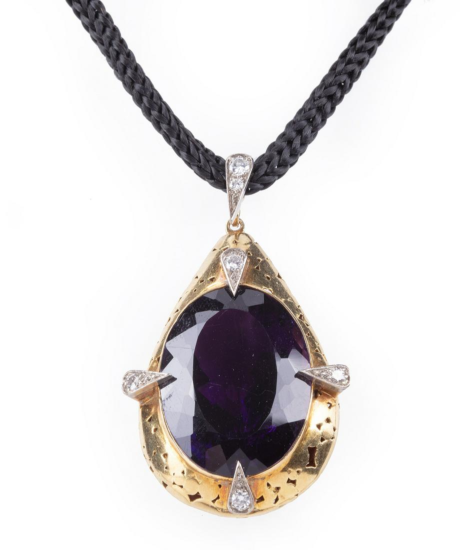 18 kt. Yellow Gold, Amethyst and Diamond Pendant (1 of 3)