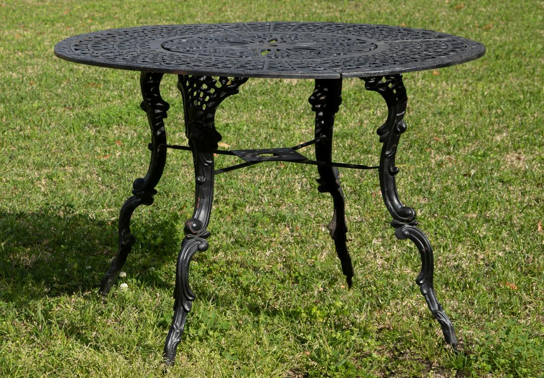 Decorative Painted Metal Garden Table (1 of 2)