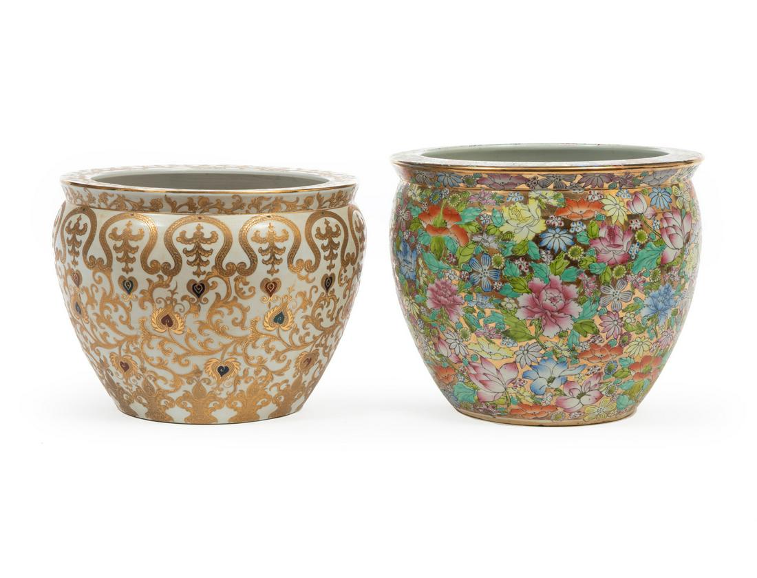 Chinese Porcelain Fish Bowls on Stands (1 of 4)