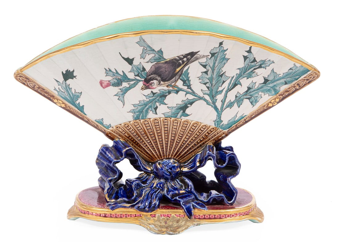 French Majolica Japonisme Fan Form Vase: French Majolica Japonisme Fan Form Vase, marked "Sarreguemines Majolica", h. 8 3/4 in., w. 13 1/4 in., d. 6 in.