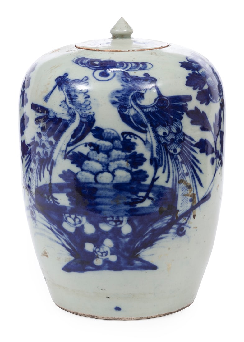 Chinese Porcelain Covered Ginger Jar (1 of 2)