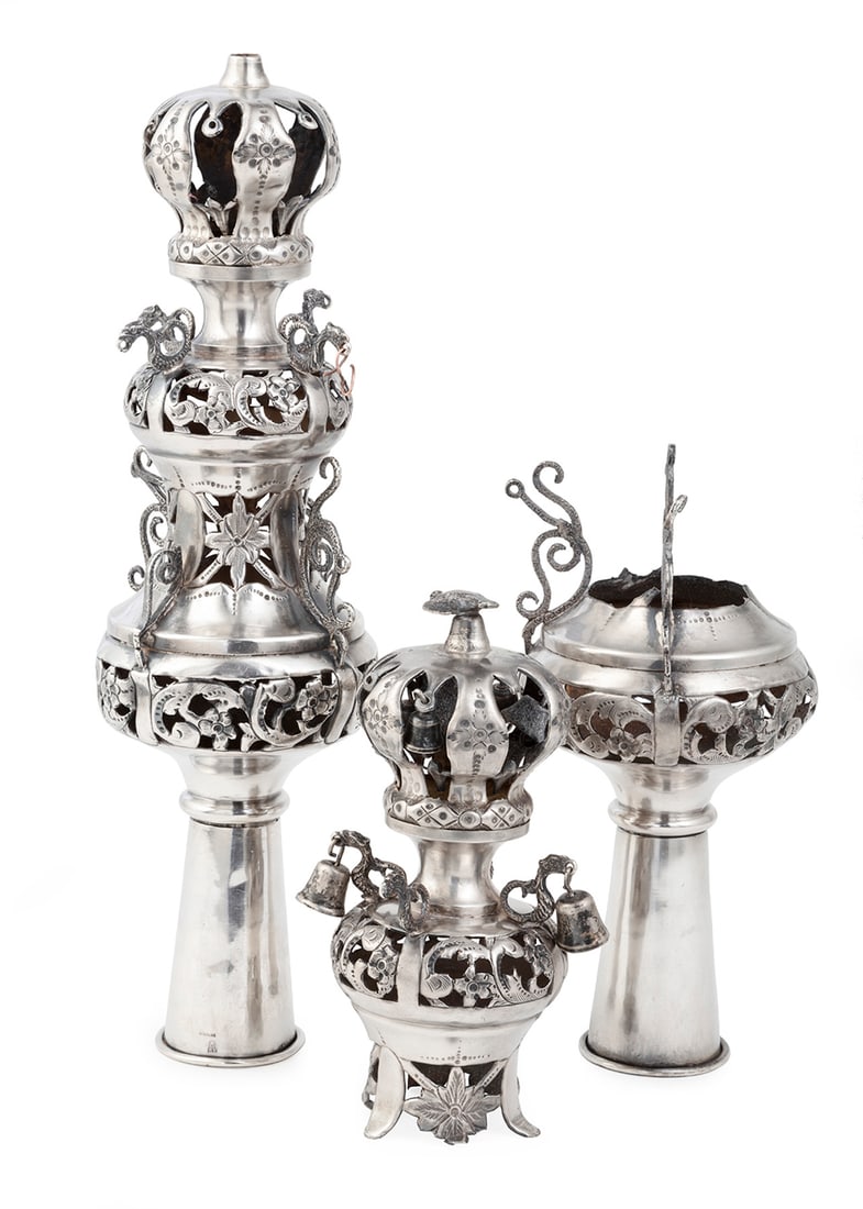 Pair of Russian .875 Silver Torah Finials (1 of 2)