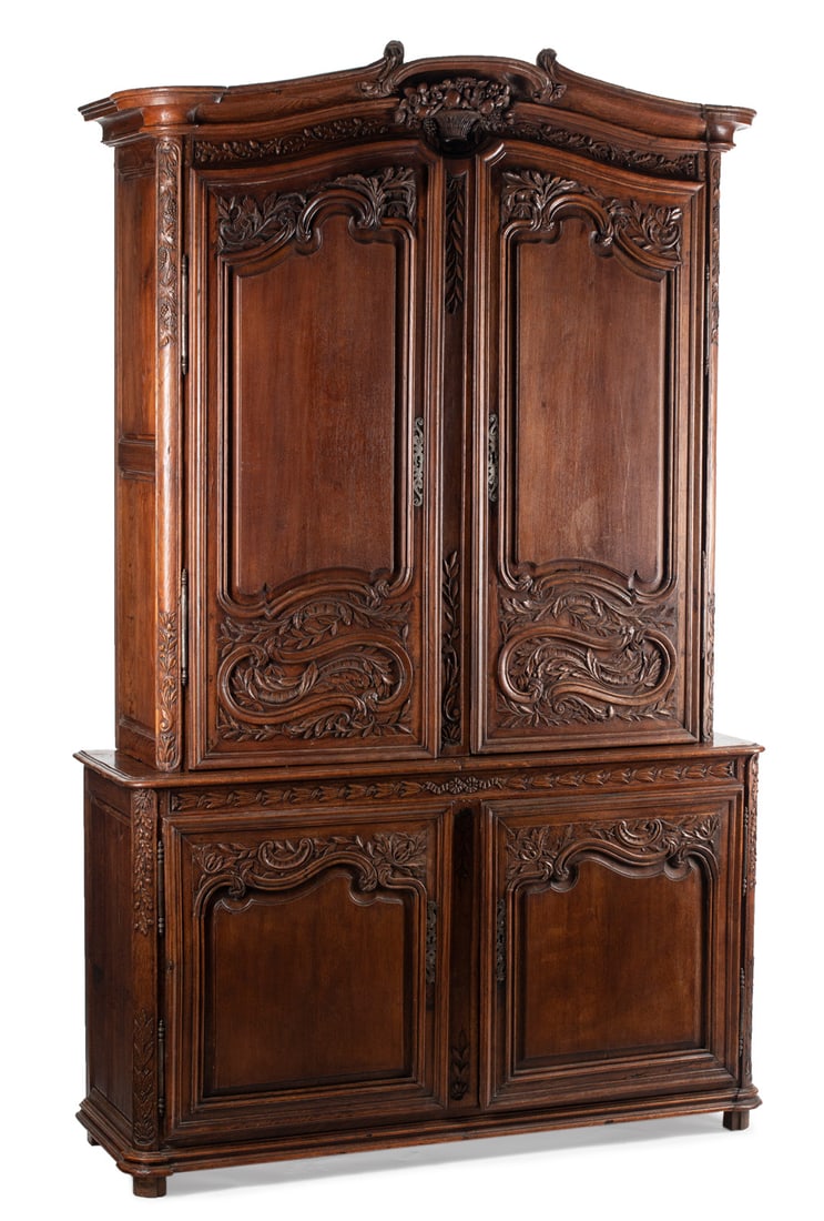 French Provincial Carved Oak Buffet a Deux Corps (1 of 16)