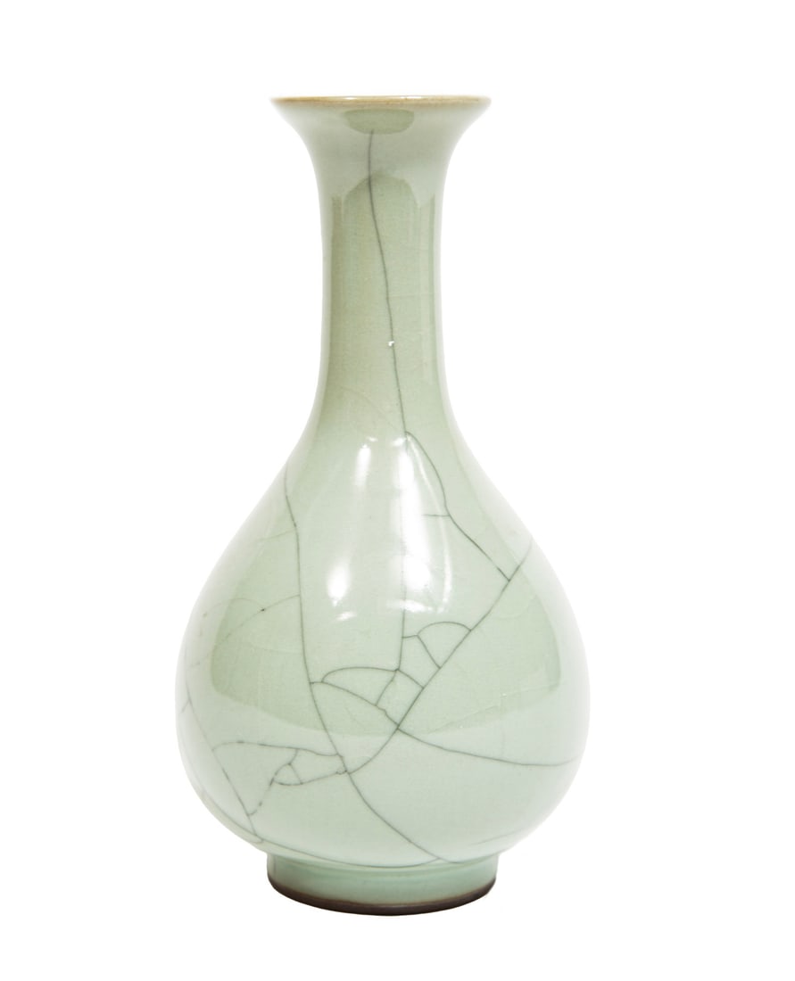 Chinese Guan-Style Porcelain Bottle Vase: Chinese Guan-Style Porcelain Bottle Vase, grayish green celadon with dark gray crackle, brown foot ring, h. 7 1/2 in.