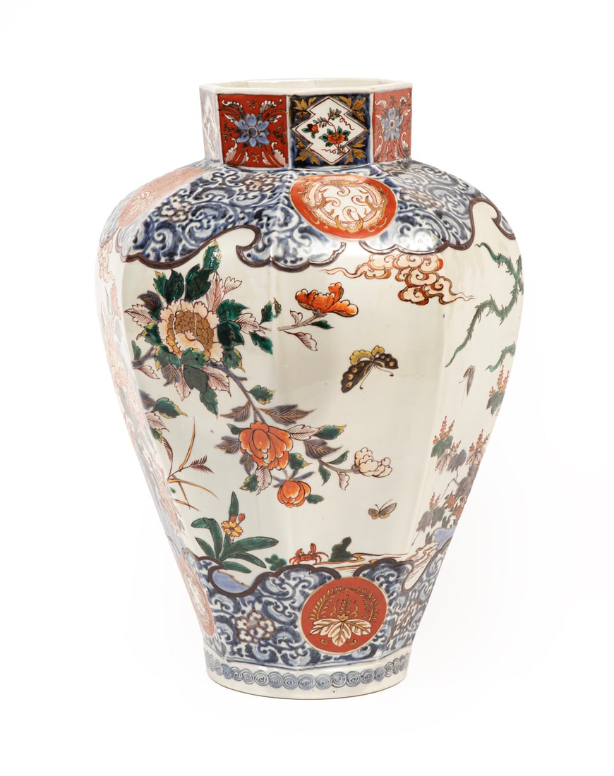 Large Japanese Arita Porcelain Vase (1 of 2)