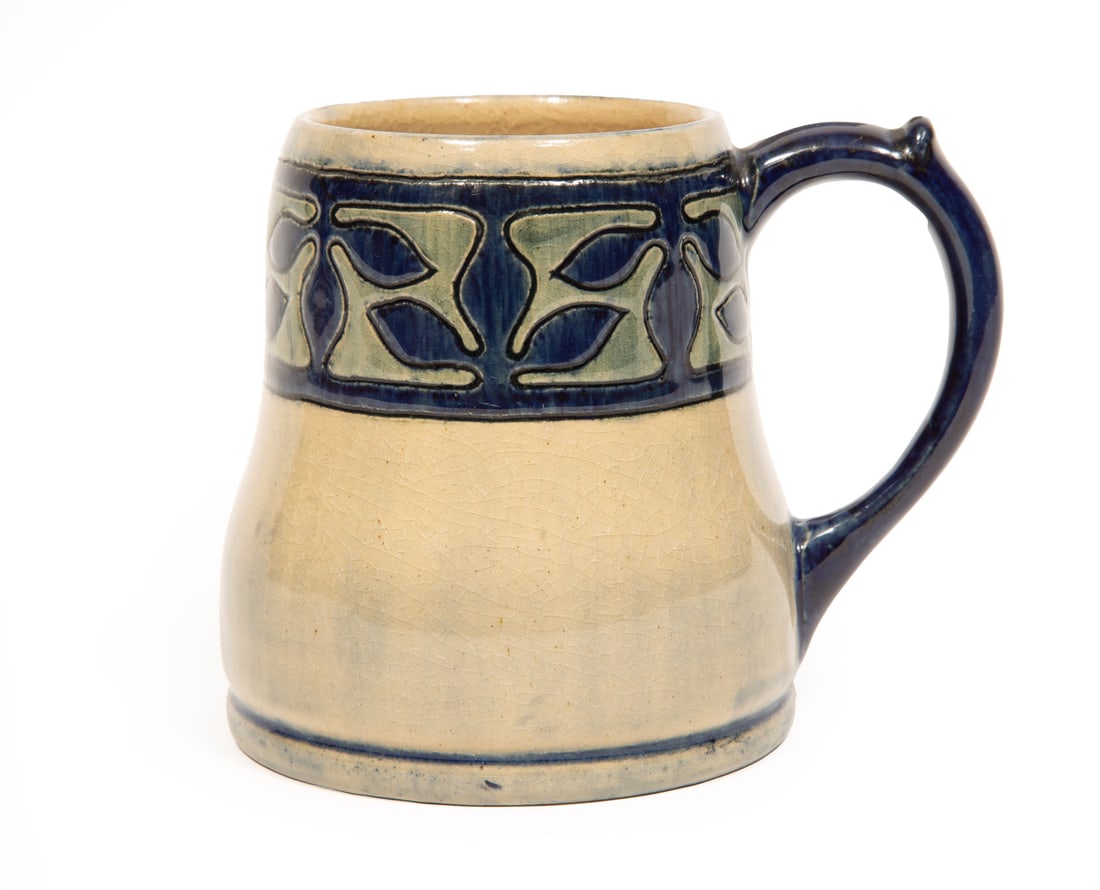 Newcomb College Art Pottery High Glaze Mug (1 of 6)