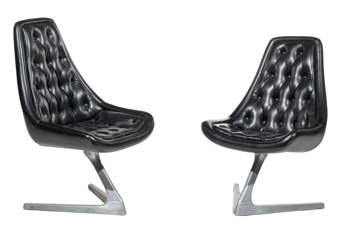 Pair of Chromcraft Sculpta Lounge Chairs: Pair of Chromcraft Sculpta Lounge Chairs, c. 1965, vinyl, cast aluminum, h. 38 1/2 in., w. 22 1/2 in., d. 26 in.