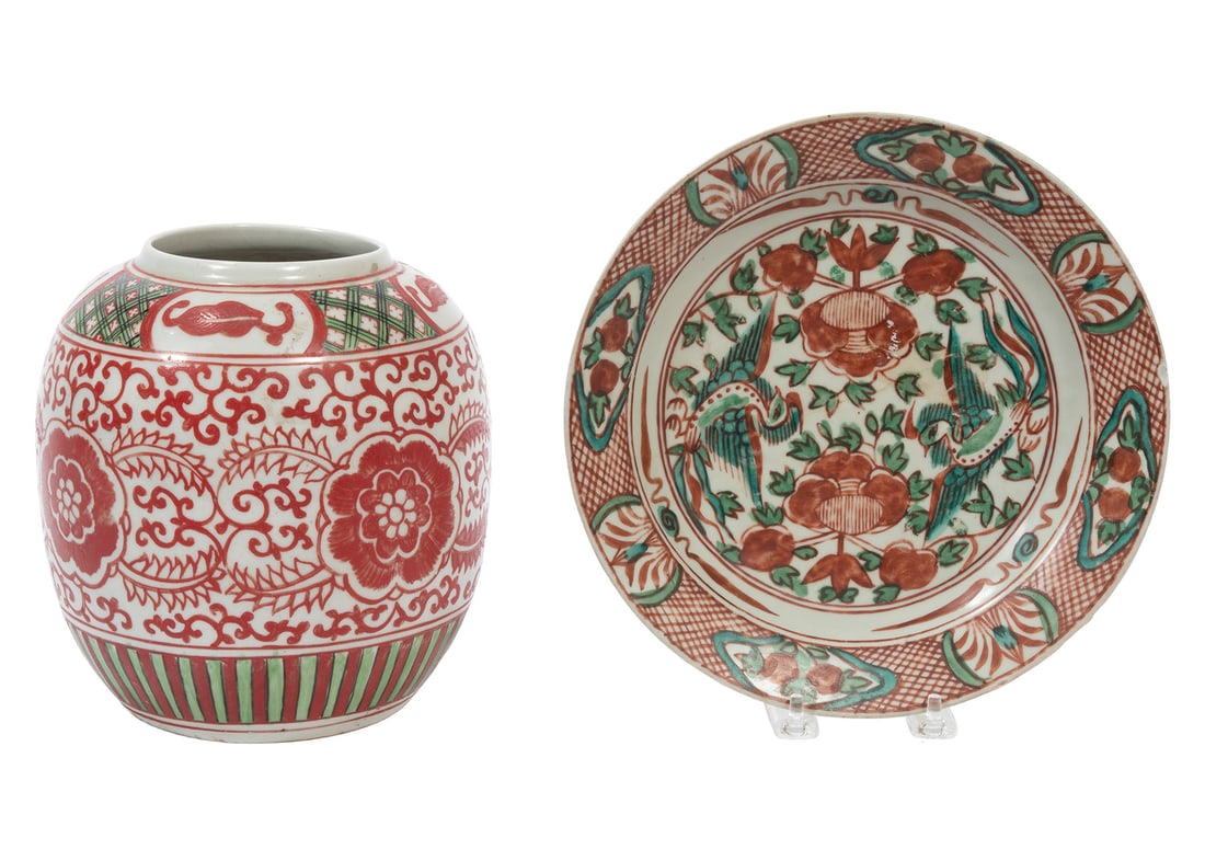 Chinese Green and Red Porcelain Items (1 of 2)