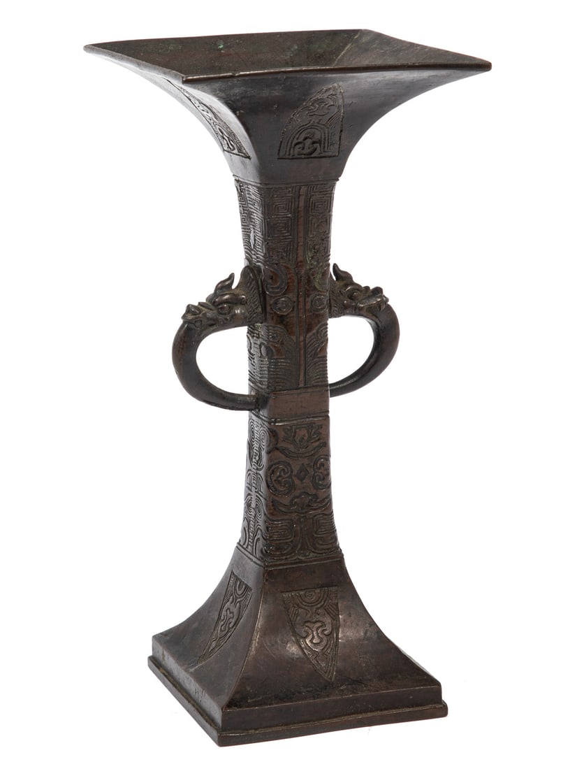 Chinese Bronze Gu Vase (1 of 2)