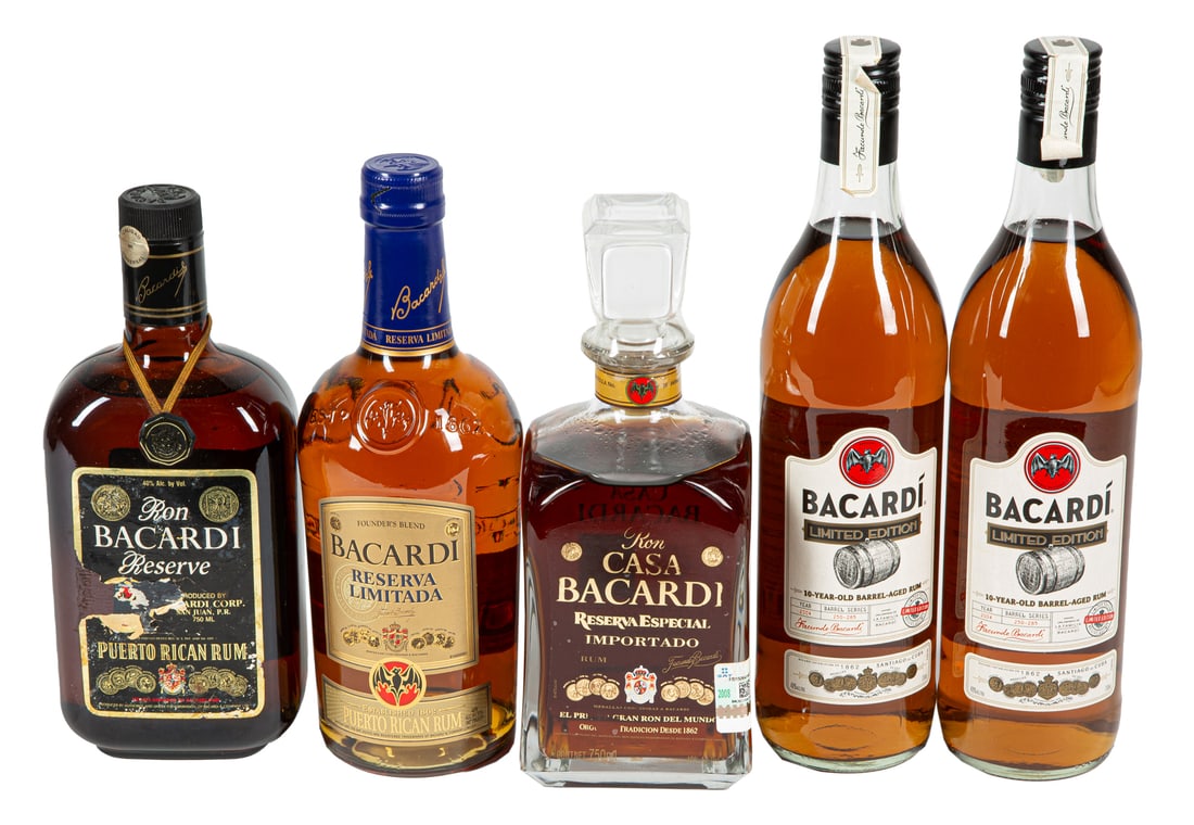 Bacardí Puerto Rican Rum Mixed Lot: Bacardí Puerto Rican Rum Mixed Lot , Ron Reserva Puerto Rican Rum, 75cl., bottled c. 1980s, with original cloth bag; Reserva Limitada Puerto Rican Rum, 750ml, bottled c. 2000s, bottle number 00097453