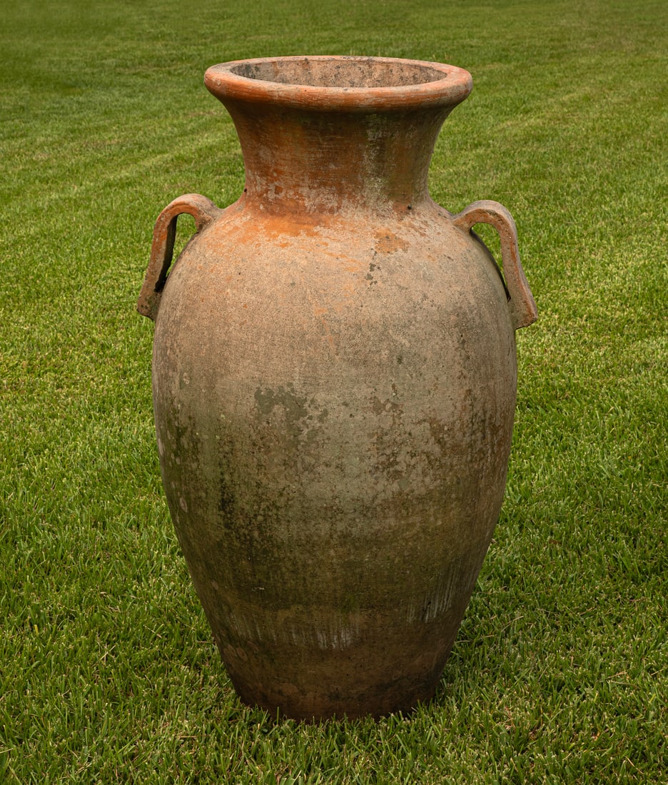 Large Terracotta Garden Urn (1 of 2)