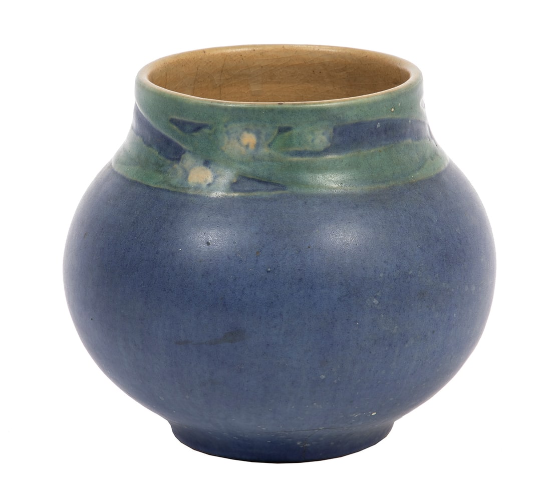 Newcomb College Art Pottery Vase, 1926, decorated by Sadie Irvine (1 of 4)