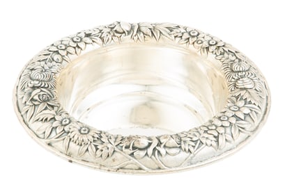 Kirk Sterling Silver Repousse Bowl weight 14.05 troy ozs.