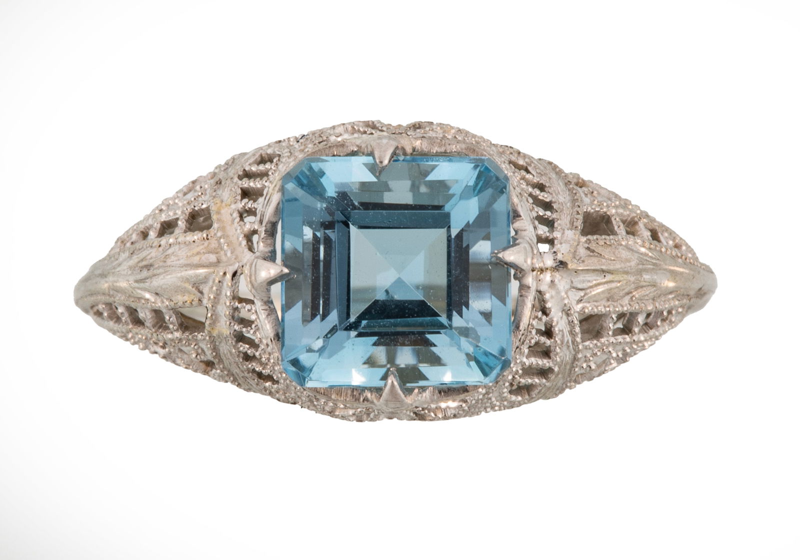 14 kt. White Gold and Aquamarine Ring (1 of 5)