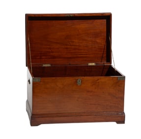 English Brass Mounted Mahogany Blanket Chest 19 x 30 1/2 x 19 in. (48.3 x 77.5 x 48.3 cm.)