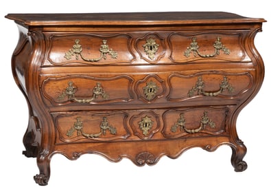 Regence Carved Walnut Bombe' Commode