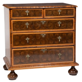 William and Mary Oyster Inlaid Chest of Drawers