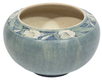 Newcomb College Art Pottery Bowl