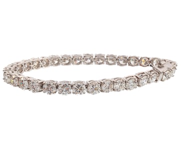 Platinum and Diamond Tennis Bracelet