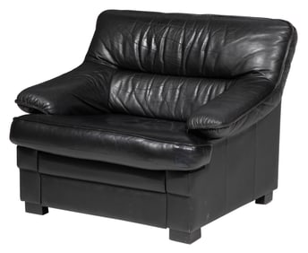 Contemporary Black Leather Lounge Chair