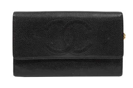 Vintage Chanel Bi-Fold Wallet in Black Caviar Leather