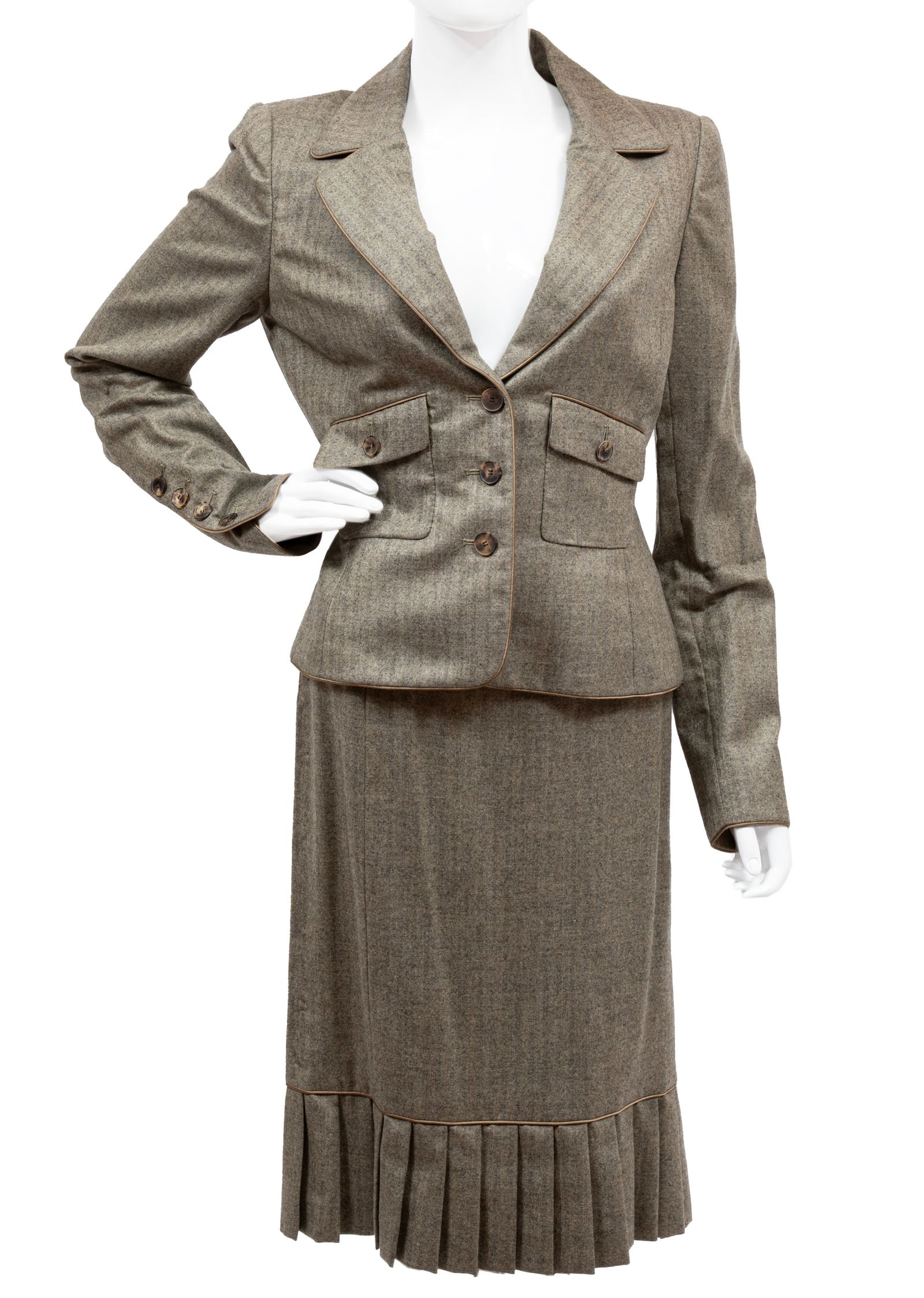 Vintage Oscar de la Renta Herringbone Cashmere Skirt Suit | New with Tags: Vintage Oscar de la Renta Herringbone Cashmere Skirt Suit | New with Tagslabeled, made in the USA, incl. jacket, size 10; and skirt with pleat details, size 10. Note: New with original Neiman Marcus t