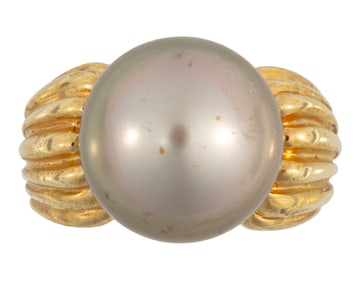 14 kt. Yellow Gold and South Sea Pearl Ring