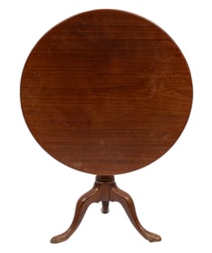Queen Anne-Style Carved Mahogany Tilt-Top Tea Table