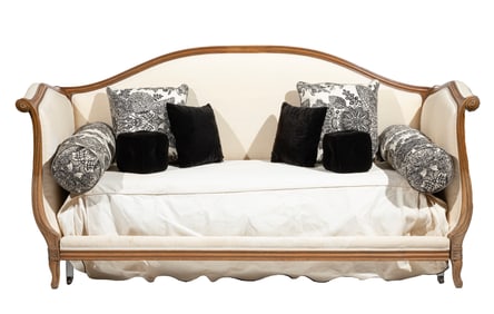 Louis XV-Style Carved Walnut Lit de Repos