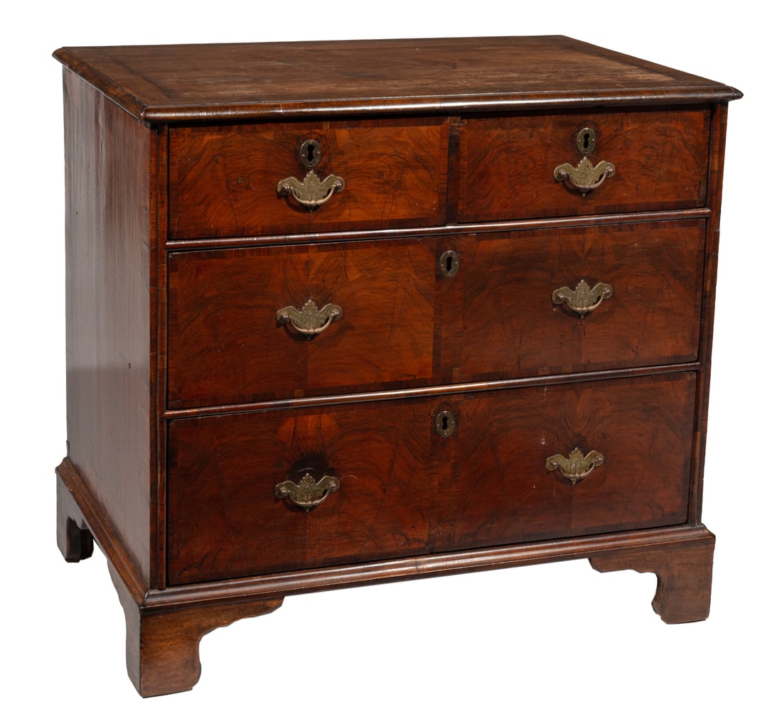 Georgian Burl Walnut Chest of Drawers (1 of 5)