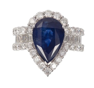 18 kt. White Gold, Blue Sapphire and Diamond Ring