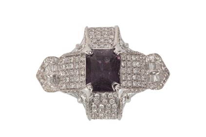 18 kt. White Gold, Kashmir Sapphire and Diamond Ring