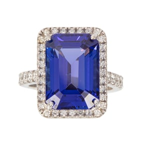14 kt. White Gold, Tanzanite and Diamond Ring