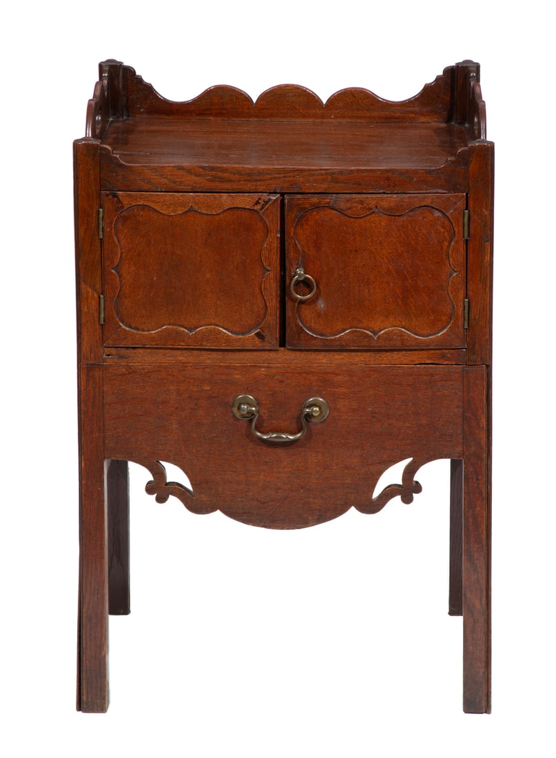 Georgian Carved Walnut Commode - 2