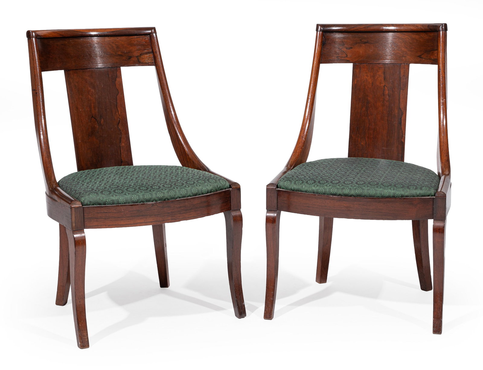 Rare Pair of Restauration Rosewood Chaises en Gondole: Rare Pair of Restauration Rosewood Chaises en Gondole early 19th c., attributed to Duncan Phyfe or workshop, New York, incurvate wide crest rails, incurvate rectangular splat, curved stiles, bow