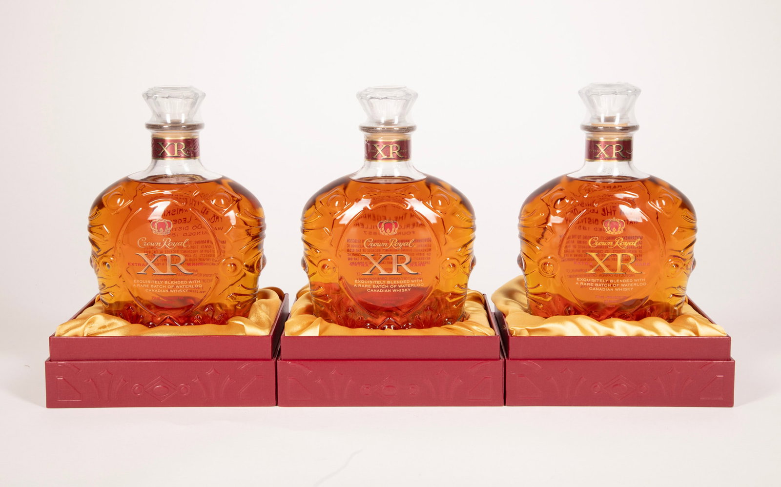 Crown Royal XR Red Waterloo Edition Extra Rare Blended Canadian Whisky (1 of 3)