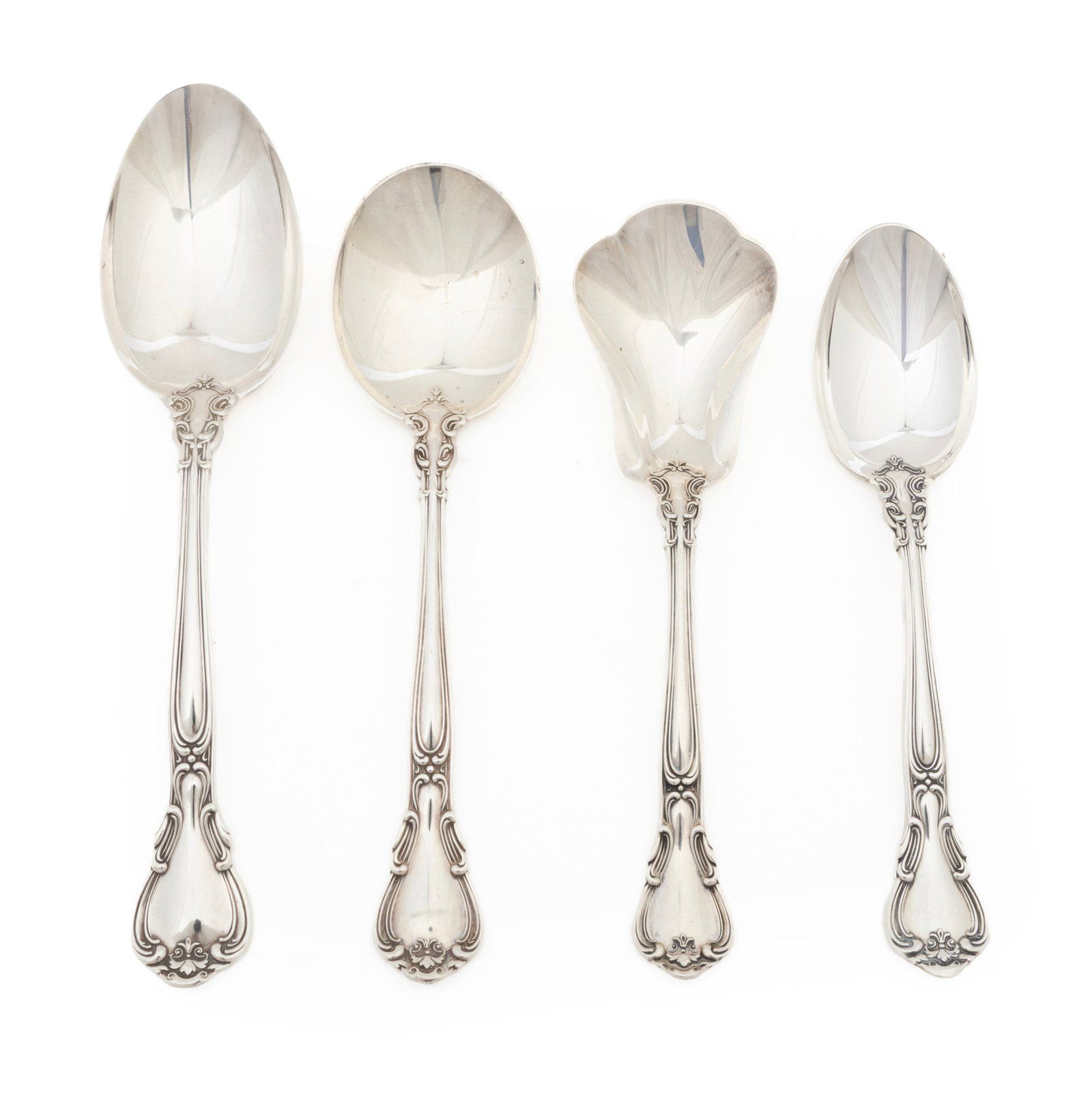 Gorham Chantilly Pattern Sterling Silver Associated Flatware Service - 3