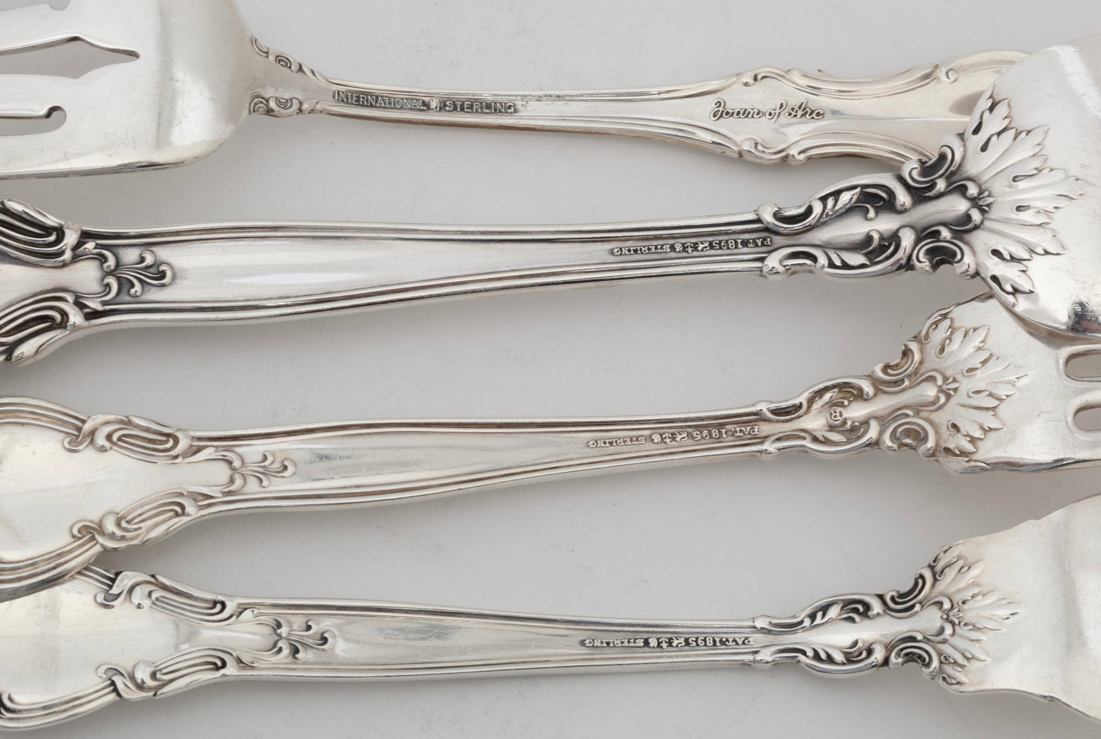 Gorham Chantilly Pattern Sterling Silver Associated Flatware Service - 5