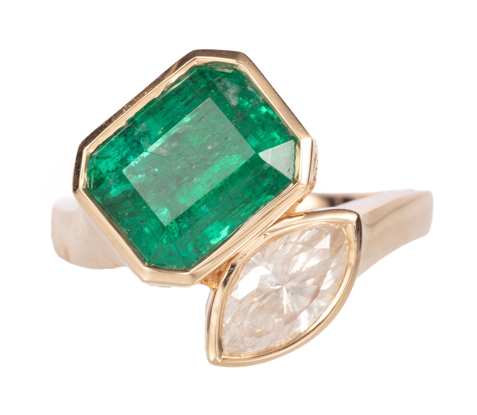 18 kt. Yellow Gold, Emerald and Diamond Toi et Moi Ring: 18 kt. Yellow Gold, Emerald and Diamond Toi et Moi Ring bezel set octagonal mixed cut emerald, wt. approx. 4.19 cts.; and 1.02 ct. marquise brilliant cut diamond, J color, SI2 clarity; size 7; GGA
